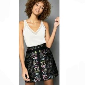 Ted Baker London Jacquard Mini-skirt Floral Embroided Skirt 0